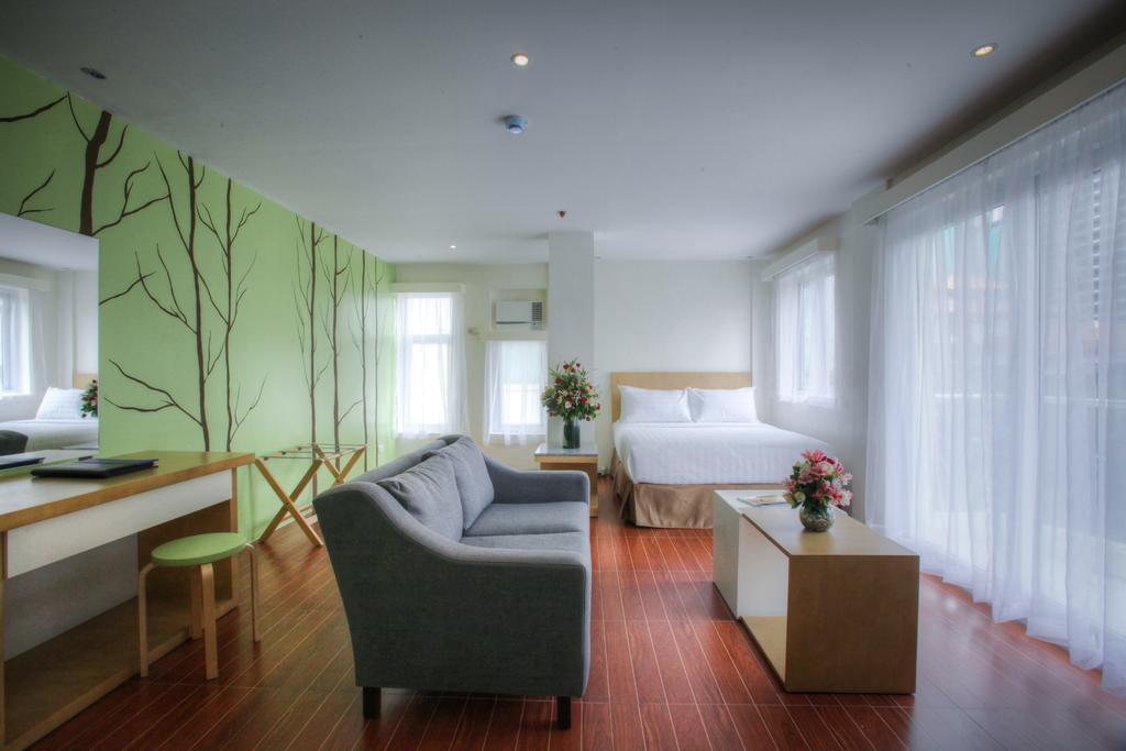 Fersal Hotel Makati Avenue Makati City Room photo