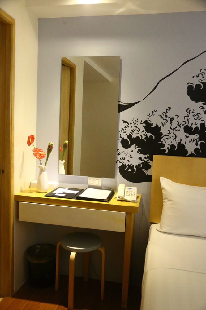 Fersal Hotel Makati Avenue Makati City Exterior photo